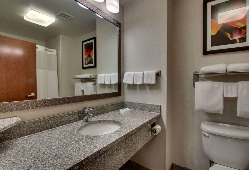 호텔 Drury Inn & Suites Findlay