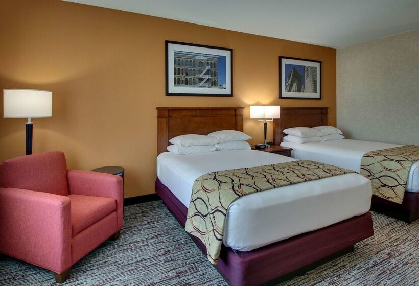 호텔 Drury Inn & Suites Findlay