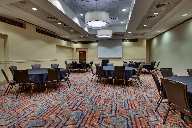 호텔 Drury Inn & Suites Findlay