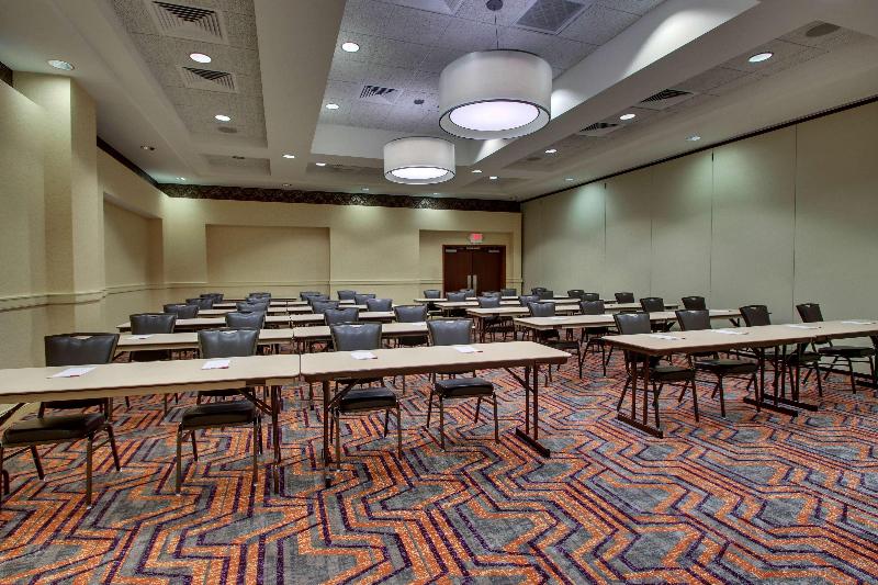호텔 Drury Inn & Suites Findlay