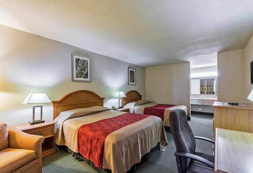 בית מלון כפרי Econo Lodge