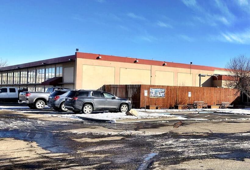 فندق Econo Lodge