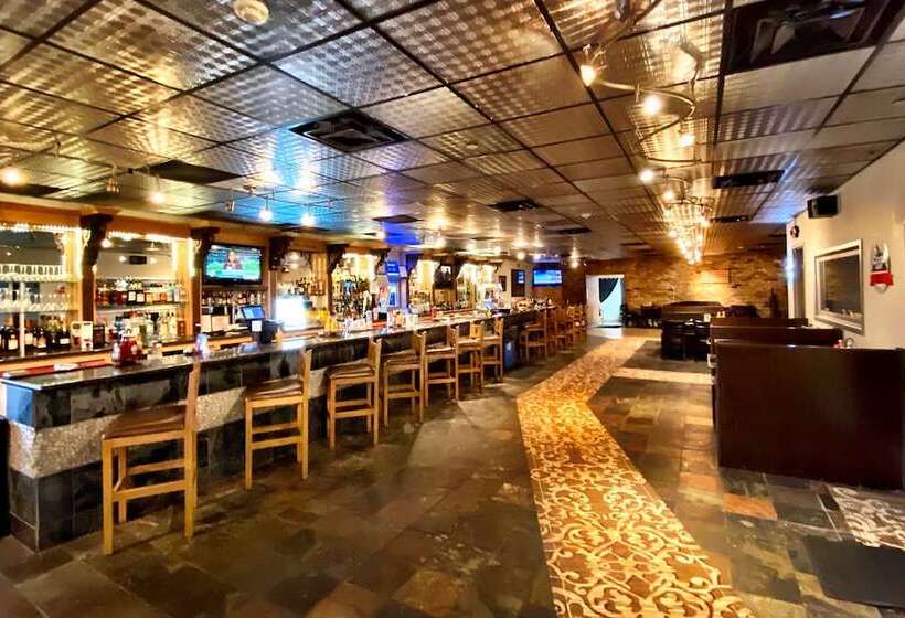 فندق Econo Lodge