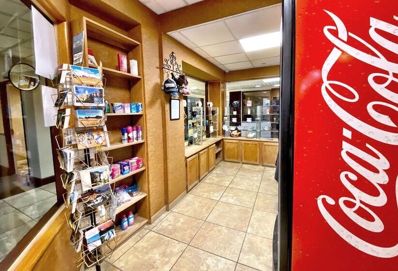 فندق Econo Lodge