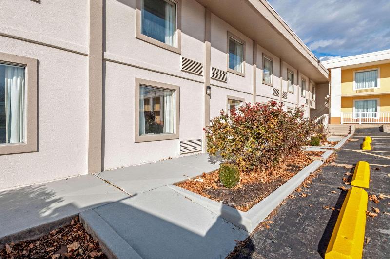 فندق Econo Lodge Hagerstown I 81