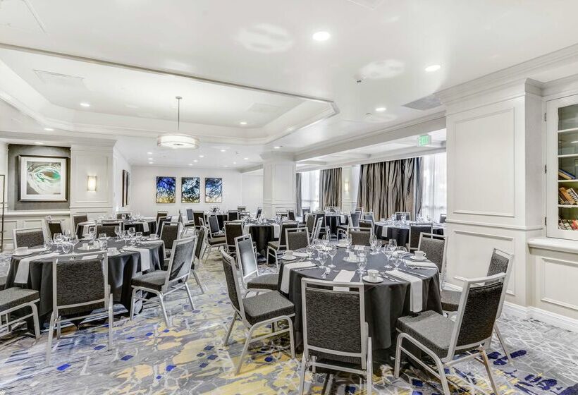 فندق Embassy Suites By Hilton Anaheim Orange