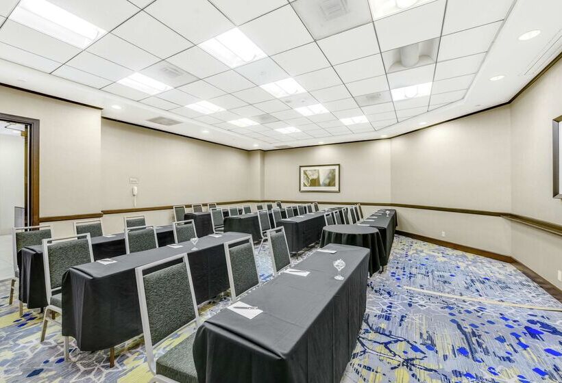 فندق Embassy Suites By Hilton Anaheim Orange