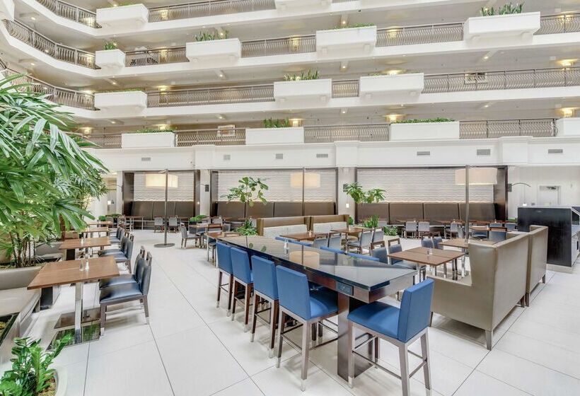 فندق Embassy Suites By Hilton Anaheim Orange