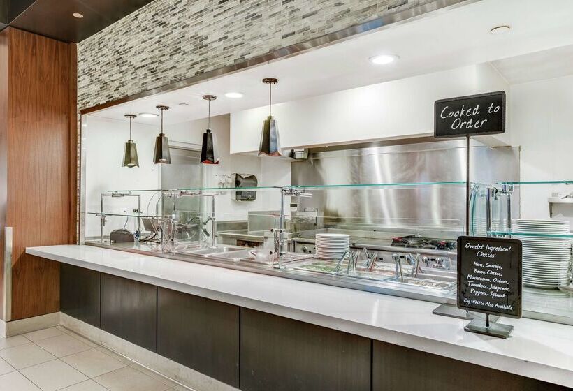 فندق Embassy Suites By Hilton Anaheim Orange