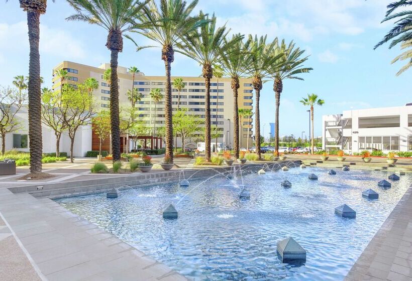 فندق Embassy Suites By Hilton Anaheim Orange