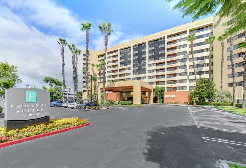 فندق Embassy Suites By Hilton Anaheim Orange