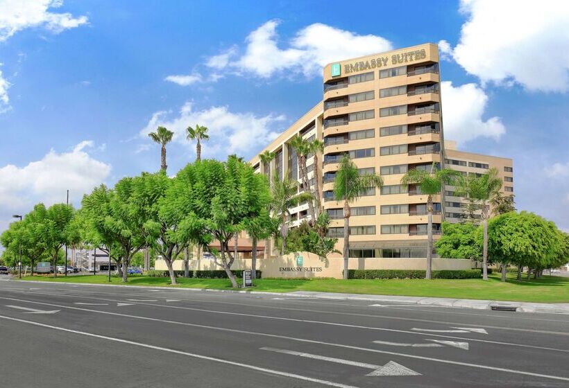 فندق Embassy Suites By Hilton Anaheim Orange