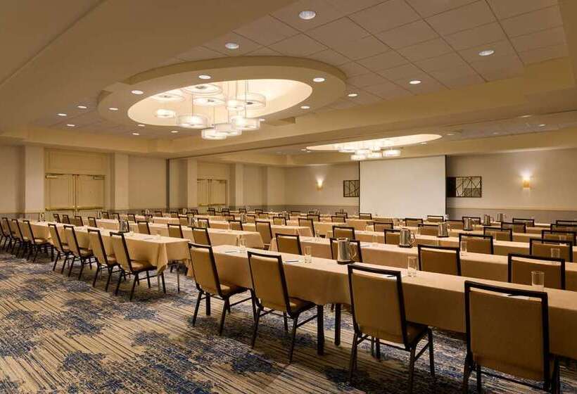 فندق Embassy Suites By Hilton Boston Waltham