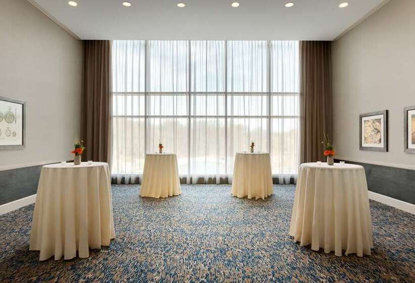 فندق Embassy Suites By Hilton Boston Waltham