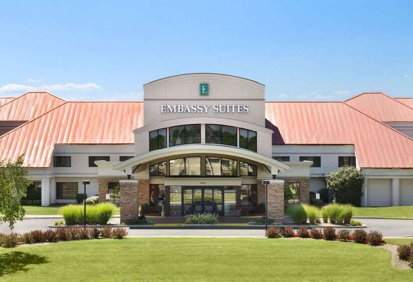 هتل Embassy Suites By Hilton Detroit Metro Airport