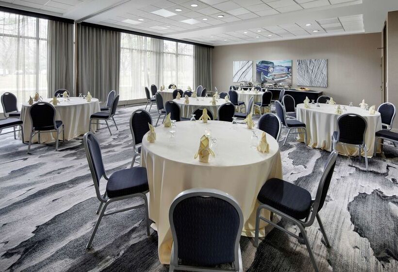 호텔 Embassy Suites By Hilton Detroit Troy Auburn Hills