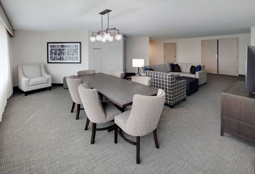 호텔 Embassy Suites By Hilton Detroit Troy Auburn Hills