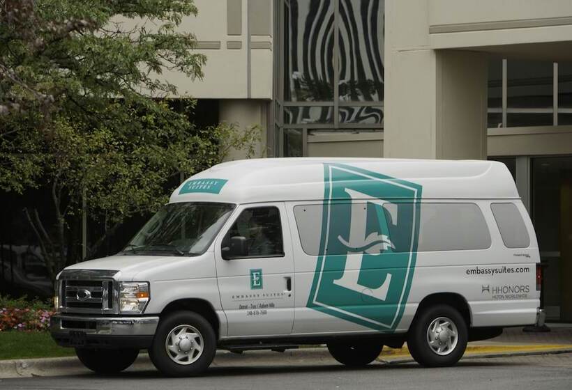 בית מלון כפרי Embassy Suites By Hilton Detroit Troy Auburn Hills