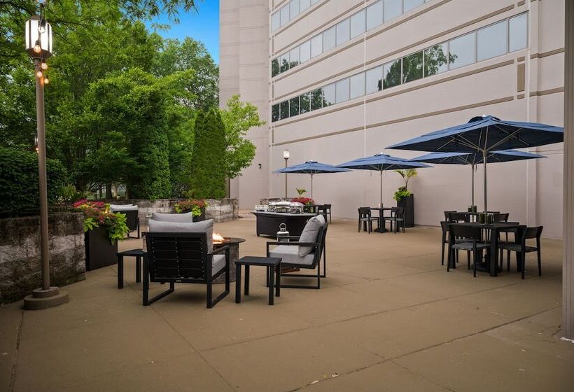 בית מלון כפרי Embassy Suites By Hilton Detroit Troy Auburn Hills