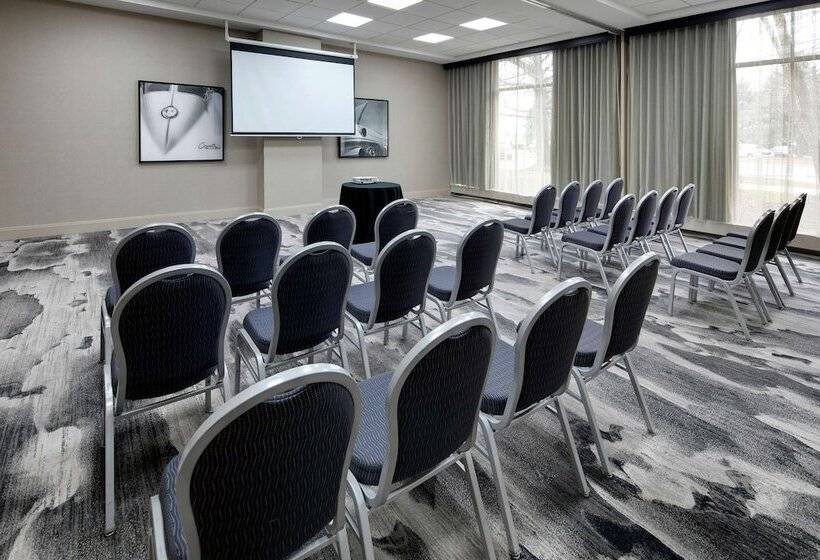 호텔 Embassy Suites By Hilton Detroit Troy Auburn Hills