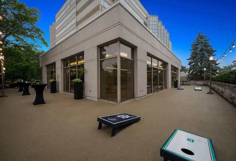 호텔 Embassy Suites By Hilton Detroit Troy Auburn Hills