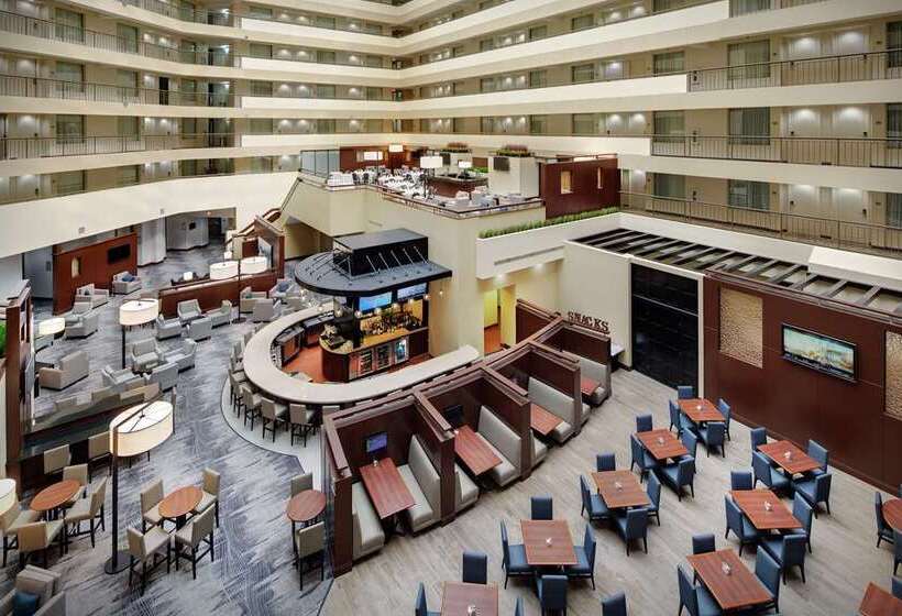 בית מלון כפרי Embassy Suites By Hilton Detroit Troy Auburn Hills