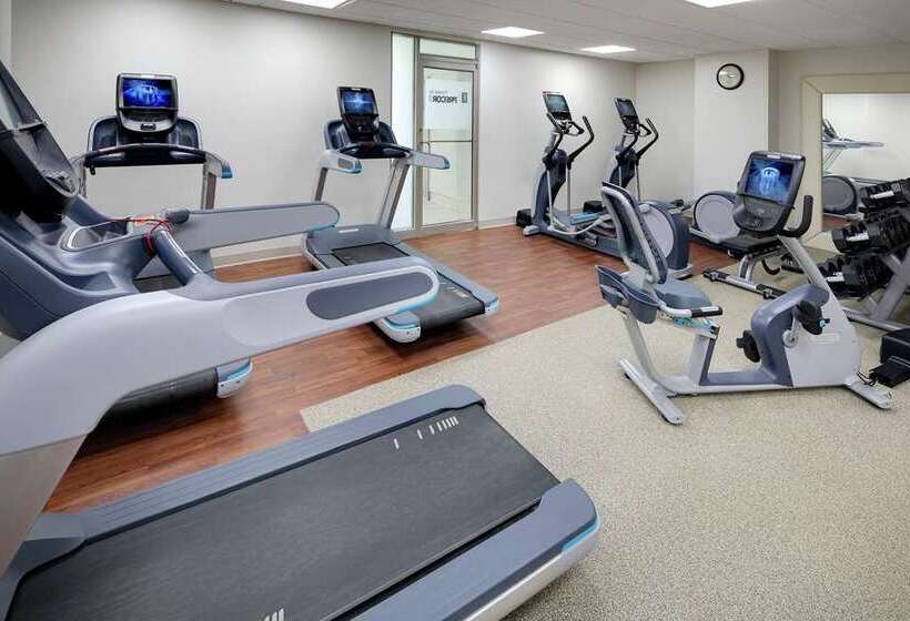 호텔 Embassy Suites By Hilton Detroit Troy Auburn Hills