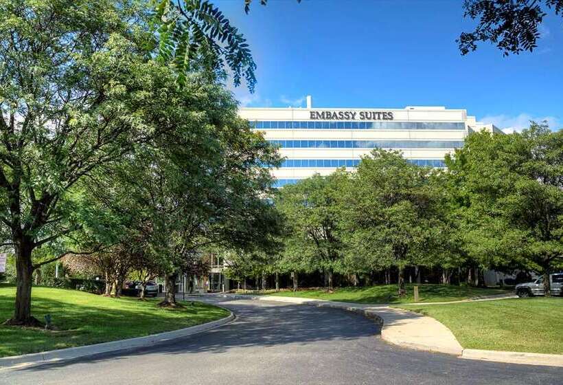 בית מלון כפרי Embassy Suites By Hilton Detroit Troy Auburn Hills