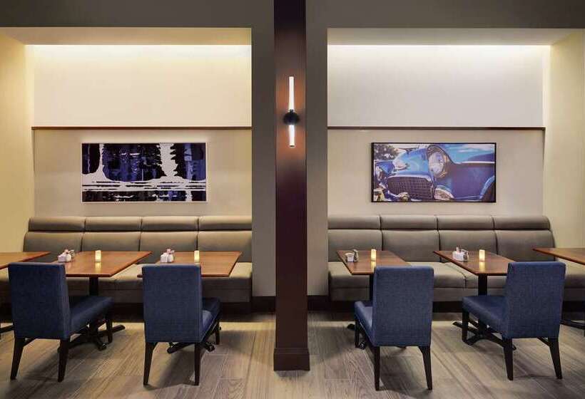 호텔 Embassy Suites By Hilton Detroit Troy Auburn Hills