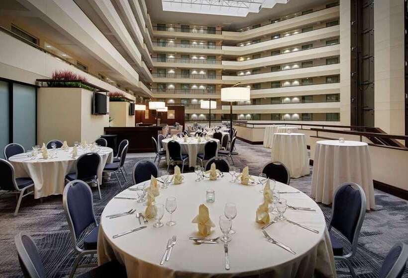 호텔 Embassy Suites By Hilton Detroit Troy Auburn Hills