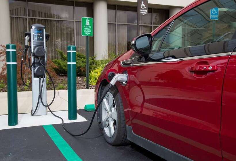 בית מלון כפרי Embassy Suites By Hilton Detroit Troy Auburn Hills