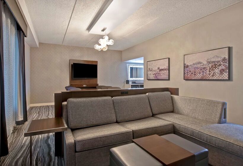 호텔 Embassy Suites Syracuse