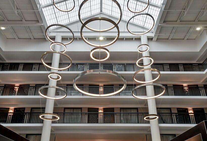 호텔 Embassy Suites Syracuse