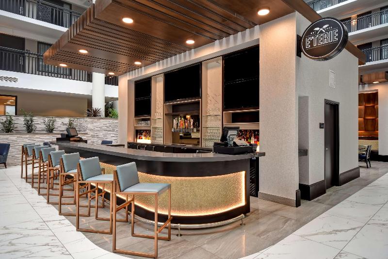 호텔 Embassy Suites Syracuse