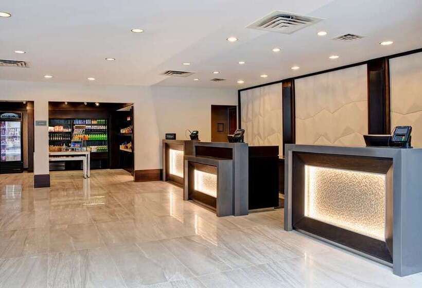 호텔 Embassy Suites Syracuse