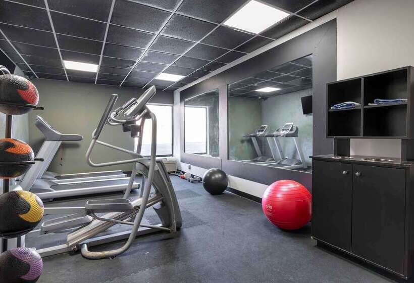 هتل Mainstay Suites Springfield Il