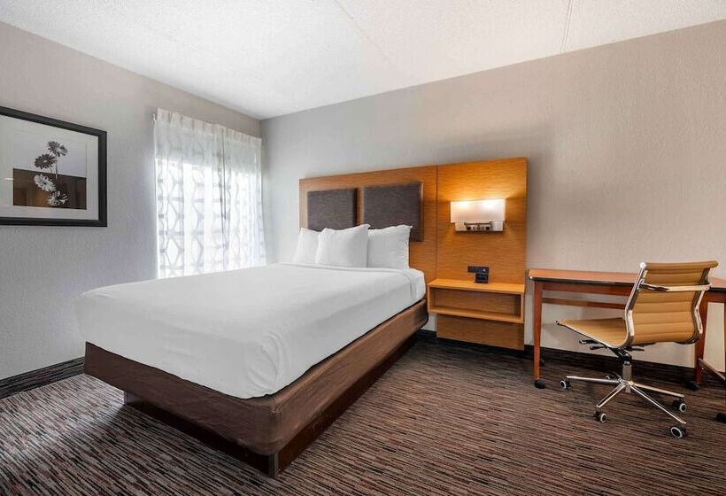 هتل Mainstay Suites Springfield Il