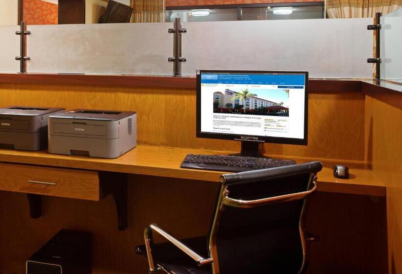 בית מלון כפרי Fairfield By Marriott Mission Viejo Orange County