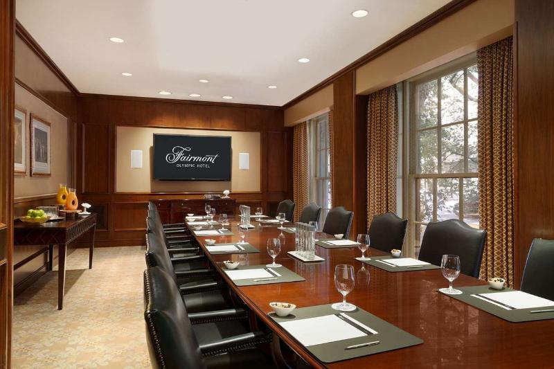 Отель Fairmont Olympic