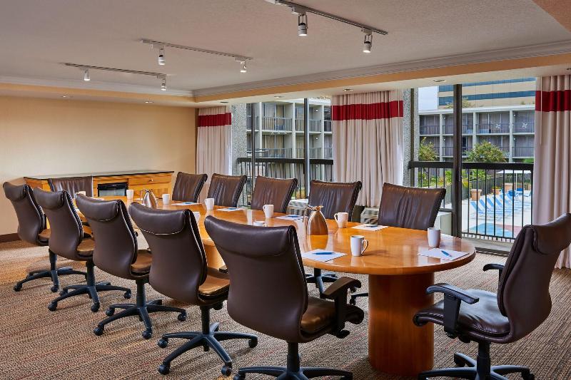 هتل Four Points By Sheraton Little Rock Midtown