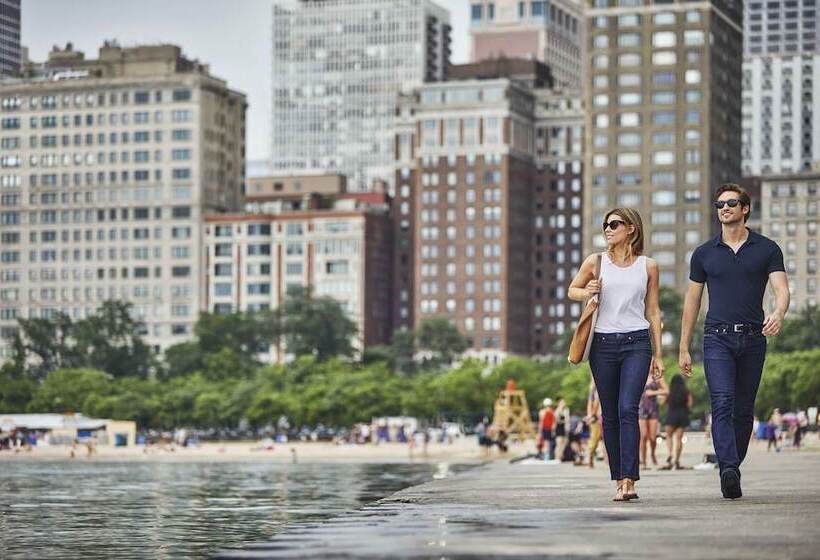 هتل Four Seasons  Chicago