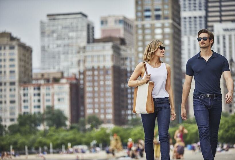 هتل Four Seasons  Chicago