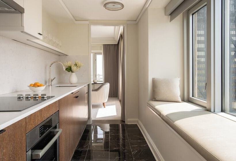 هتل Four Seasons  Chicago