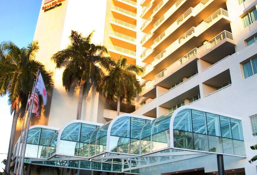 هتل Galleryone Doubletree Hilton Gc Turtle Cove