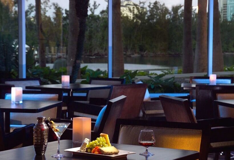 호텔 Galleryone Doubletree Hilton Gc Turtle Cove