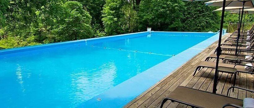 בית מלון כפרי Garden Gables Inn