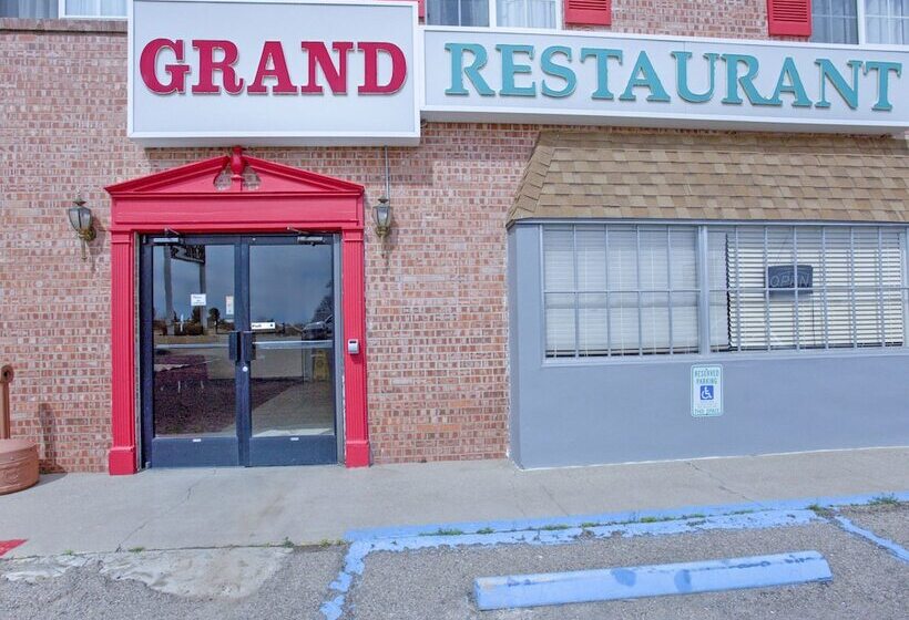 Отель Baymont By Wyndham Deming