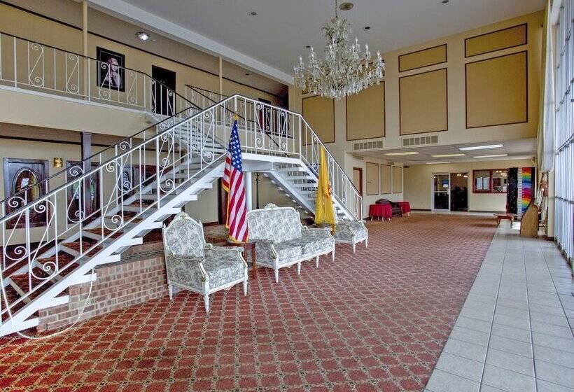 Отель Baymont By Wyndham Deming