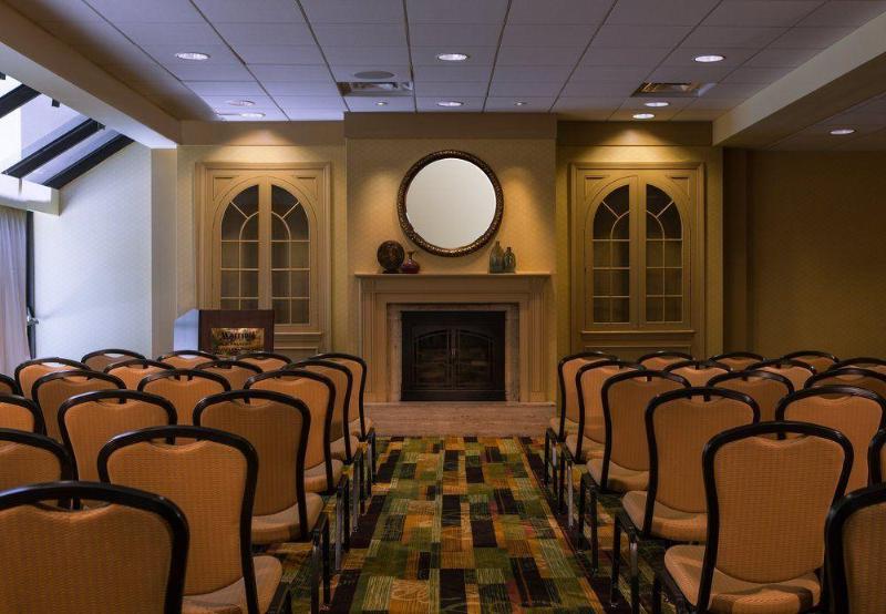 酒店 Greensborohigh Point Marriott Airport