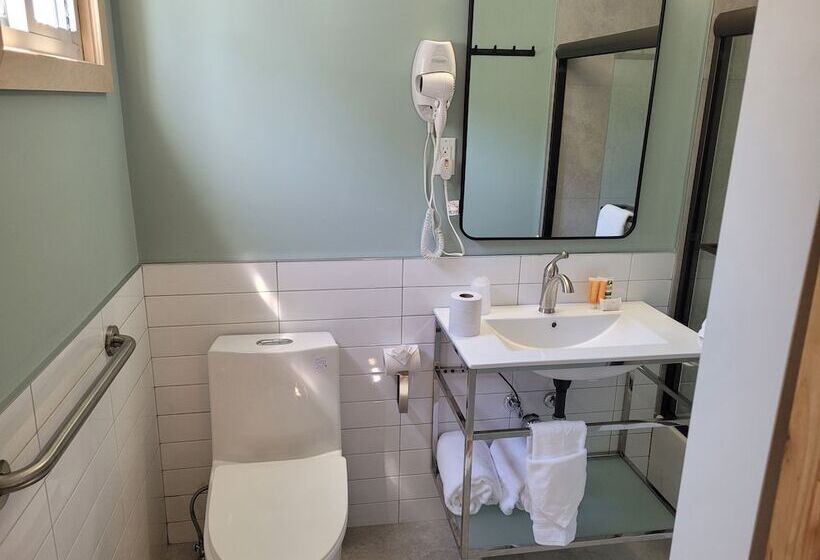 בית מלון כפרי Greenview Inn Riverhead